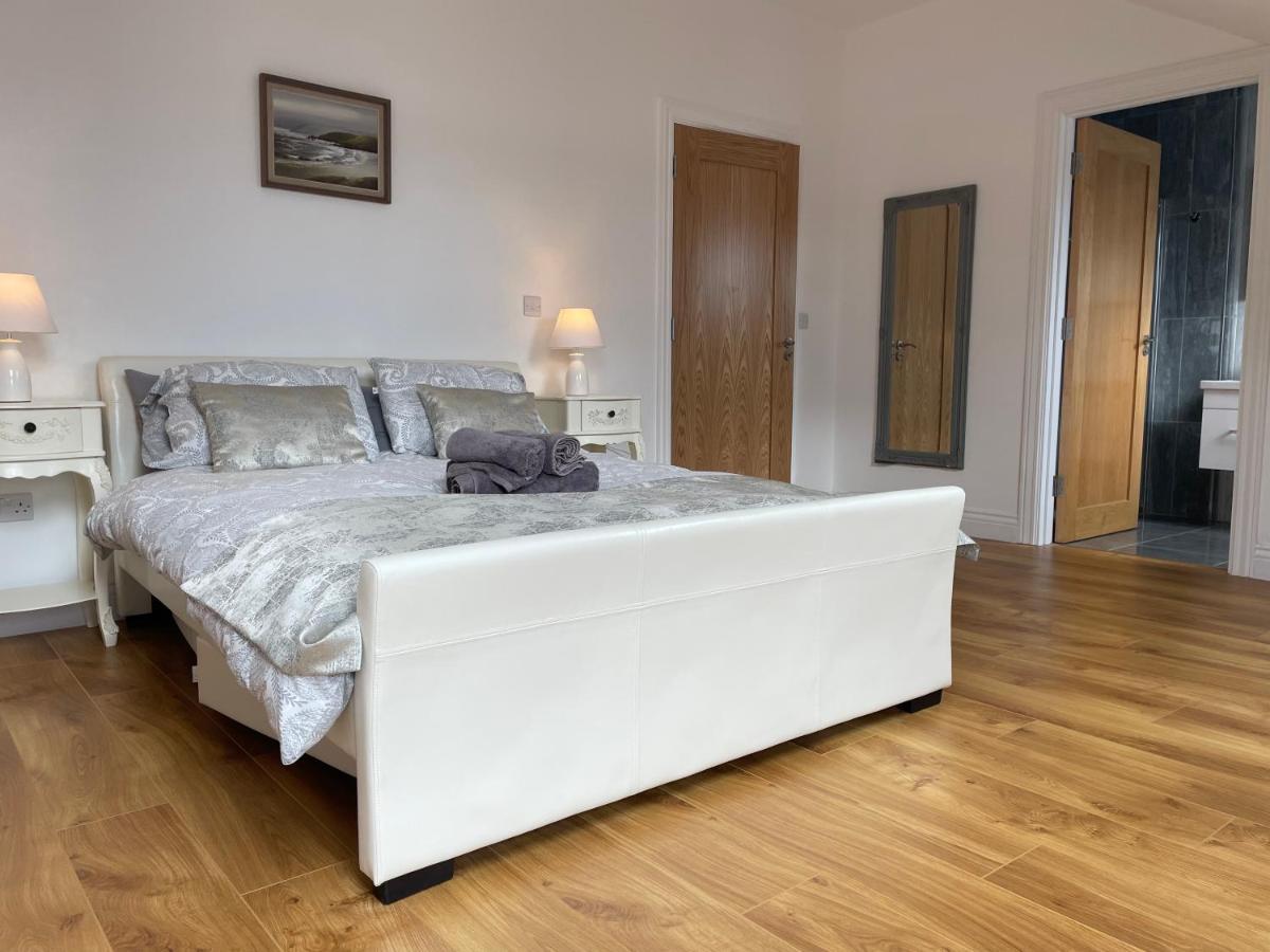 Lough Key Luxury Riverfront Apartment Cootehall Kültér fotó