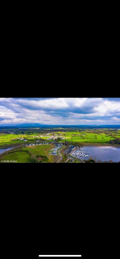 Lough Key Luxury Riverfront Apartment Cootehall Kültér fotó